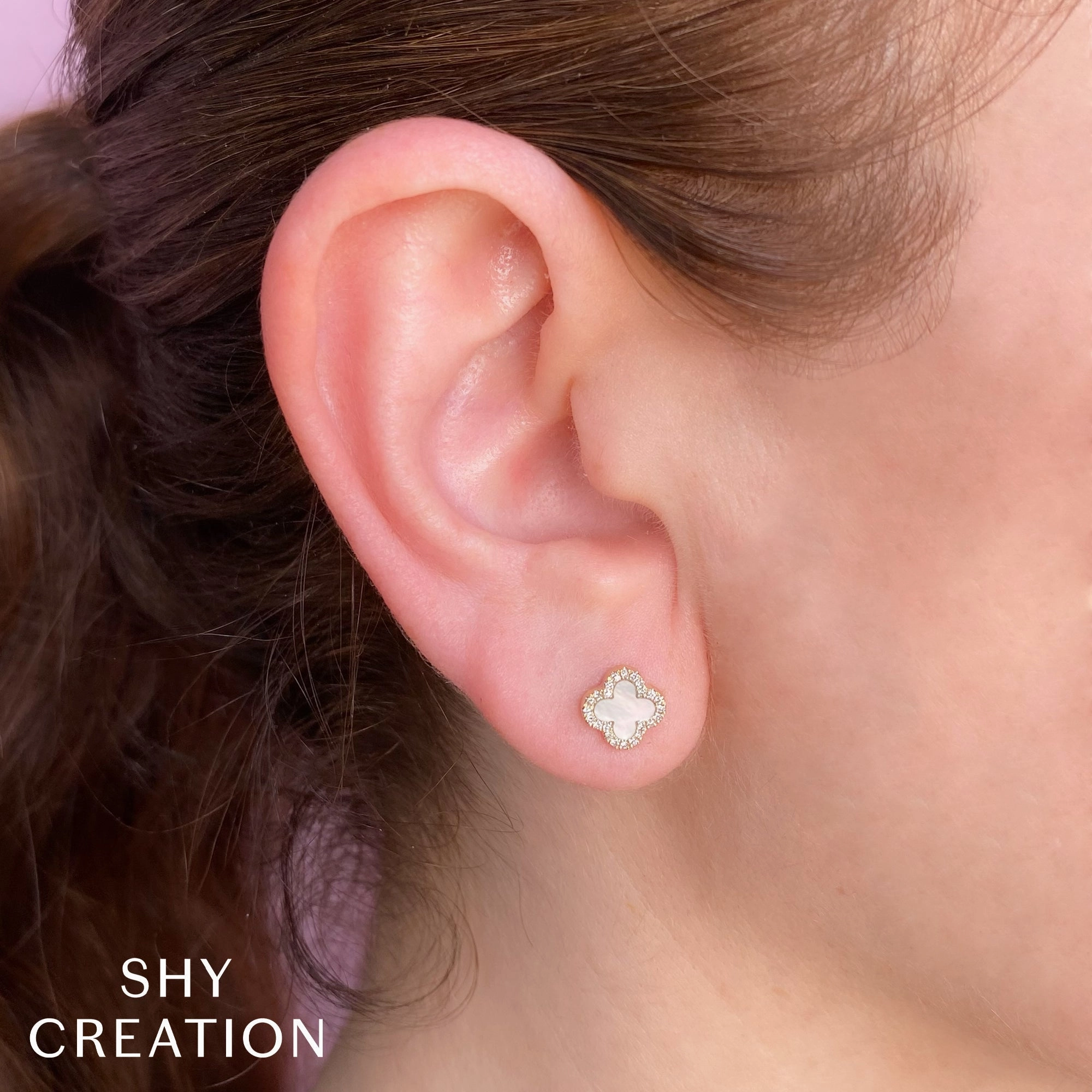 Shy Creation 0.11Ct Diamond & 0.35Ct Mother Of Pearl Clover Earring SC55025137V2