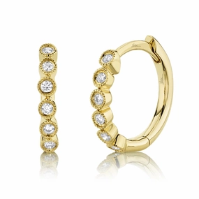 Shy Creation 0.11Ct Diamond Huggie Earring SC55006356