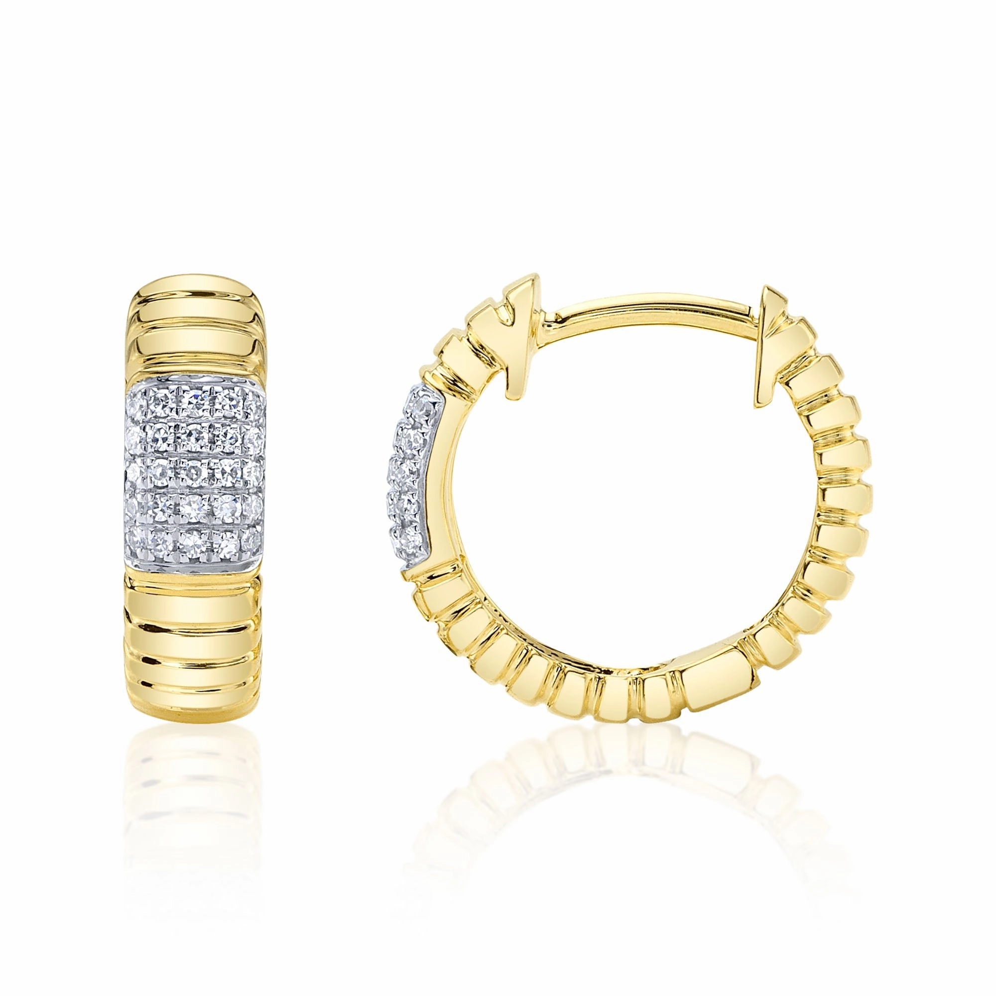 Shy Creation 0.11Ct Diamond Ribbed Huggie Earring SC22009544RD