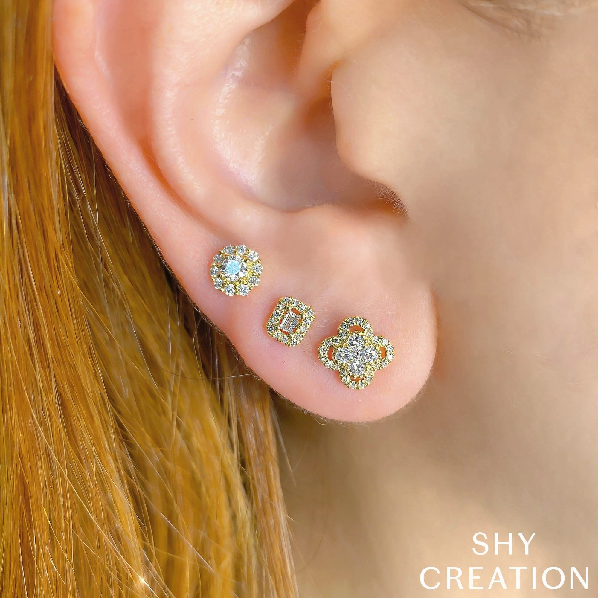 Shy Creation 0.12Ct Diamond Baguette Stud Earring SC55012154