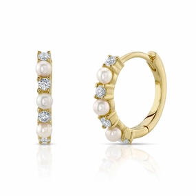 Shy Creation 0.14Ct Diamond & Cultured Pearl Huggie Earring SC55023340