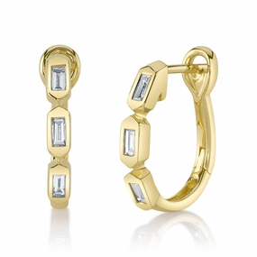 Shy Creation 0.30Ct Diamond Baguette Oval Hoop Earring SC22008797H0.65