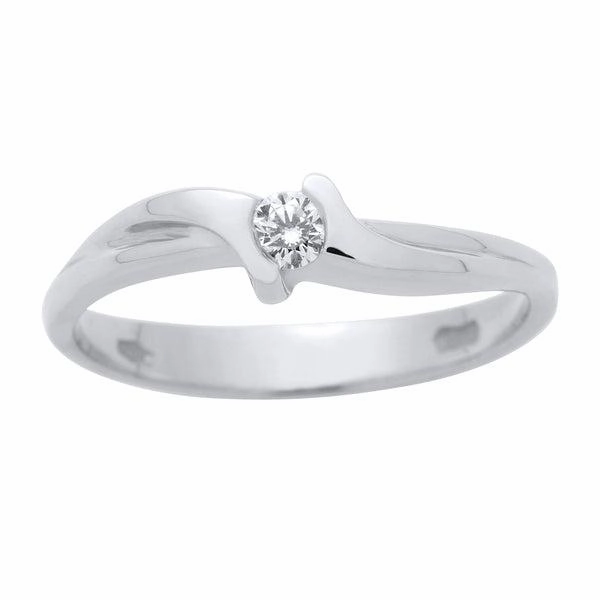 Solitaire en or blanc serti d'un diamant.