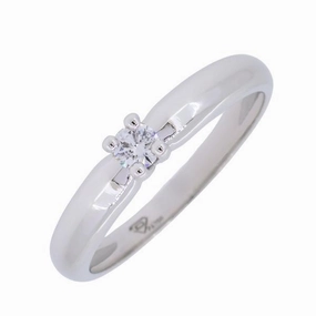Solitaire en or blanc serti d'un diamant.