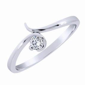 Solitaire en or blanc serti d'un diamant.