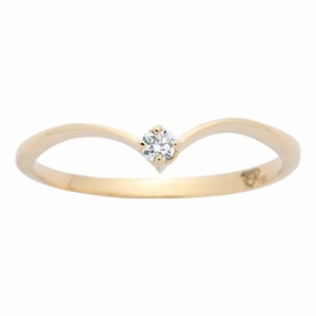 Solitaire en or jaune serti d'un diamant.