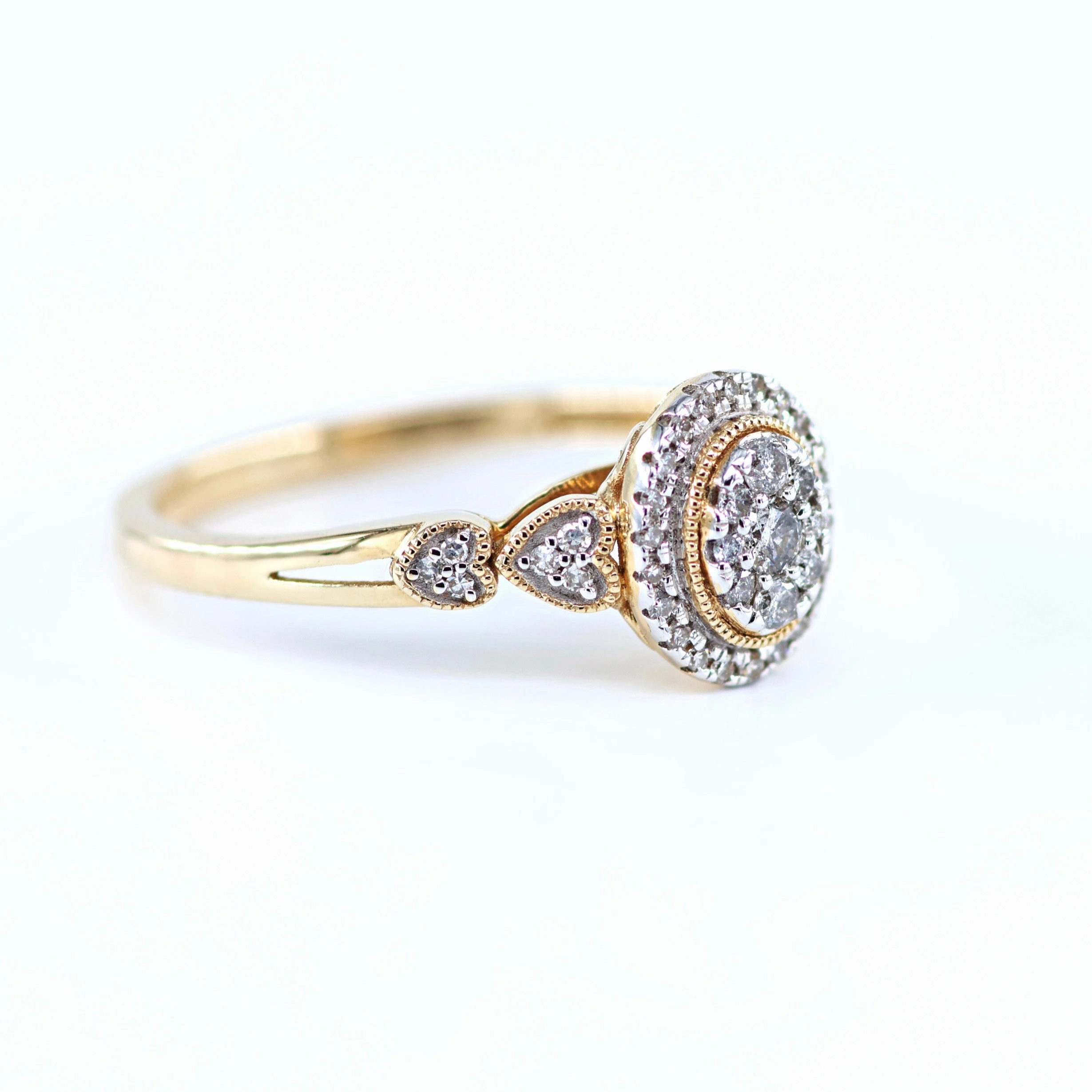 Vintage Oval Diamond Engagement Ring 4690048